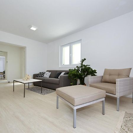 Valadar Apartments 普利拉卡 外观 照片