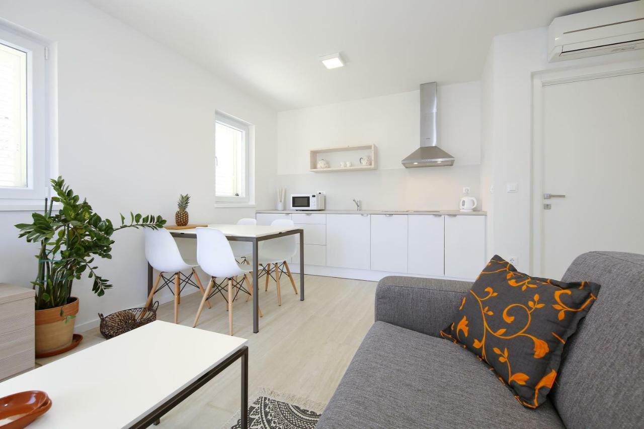 Valadar Apartments 普利拉卡 外观 照片
