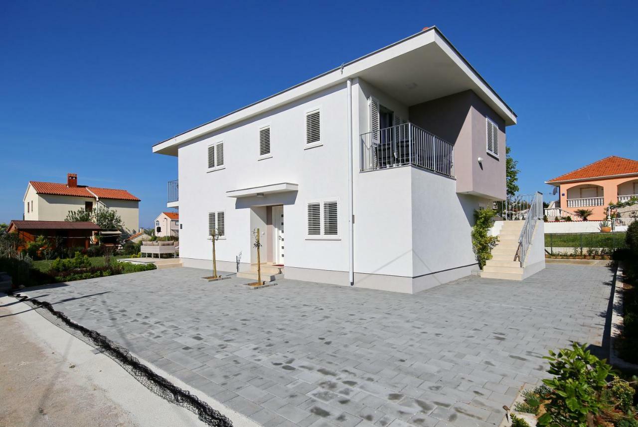 Valadar Apartments 普利拉卡 外观 照片
