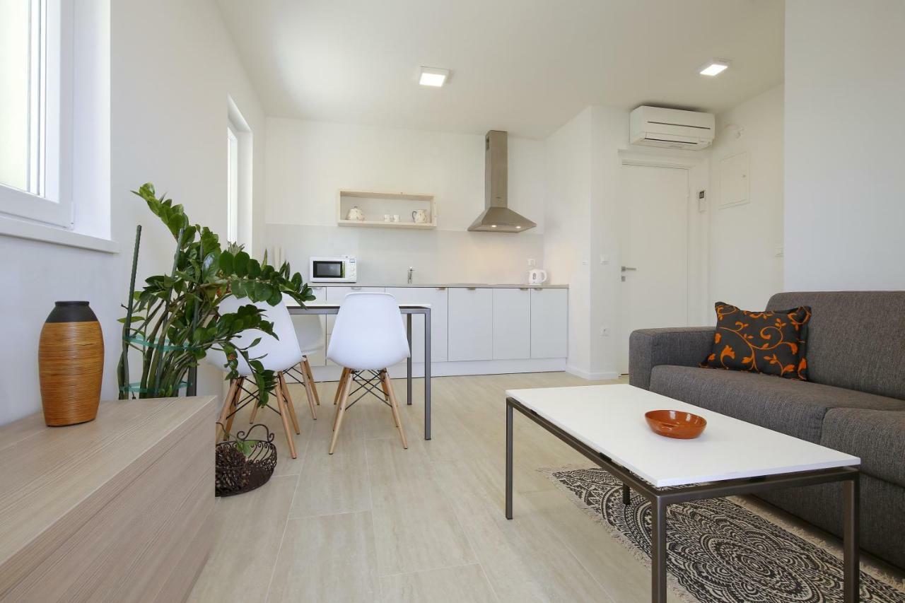 Valadar Apartments 普利拉卡 外观 照片